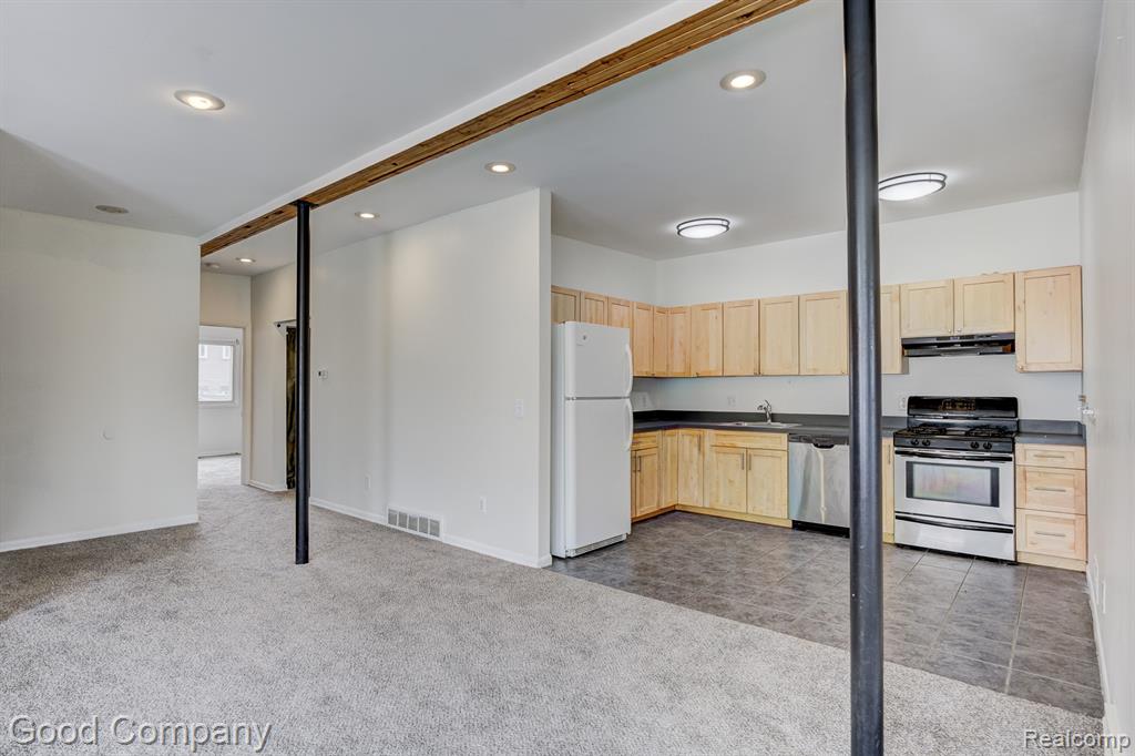 522 East 9 Mile Road, Unit 526 Ferndale, MI 48220 - Photo 10 of 27