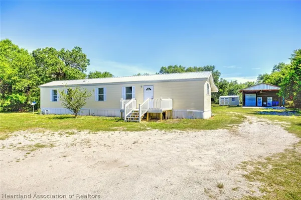 $209,900 | 1824 Leisure Drive, Lorida, FL 33857