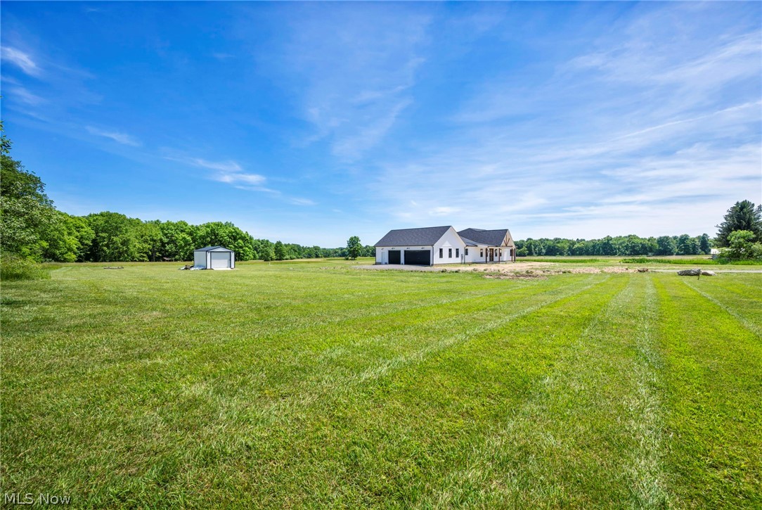 11605 Aquilla Road Chardon, OH 44024 - Photo 4 of 48