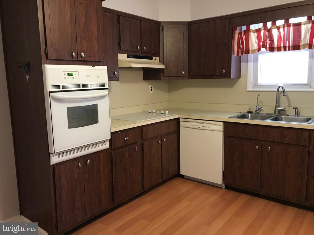1710 Abelia Road Fallston, MD 21047 - Photo 8 of 17