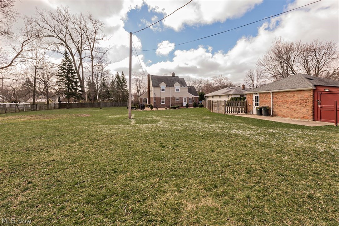 5031 Farnhurst Road Cleveland, OH 44124 - Photo 35 of 35