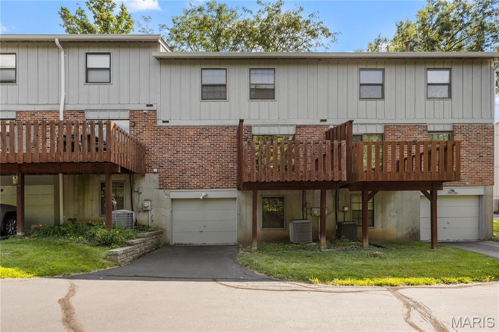 2332 Hidden Meadow Lane Ballwin, MO 63021 - Photo 26 of 28