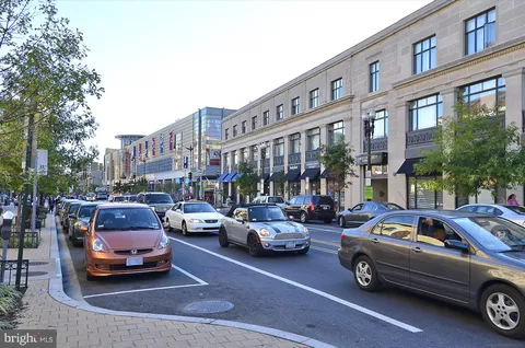 $675,000 | 3240 Hiatt Place Northwest, Unit 4, Washington, DC 20010