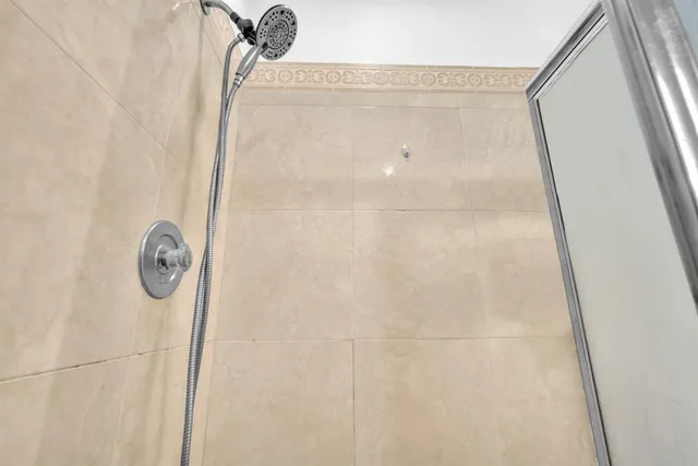 $3,800 | 22710 Meridiana Drive, Boca Raton, FL 33433