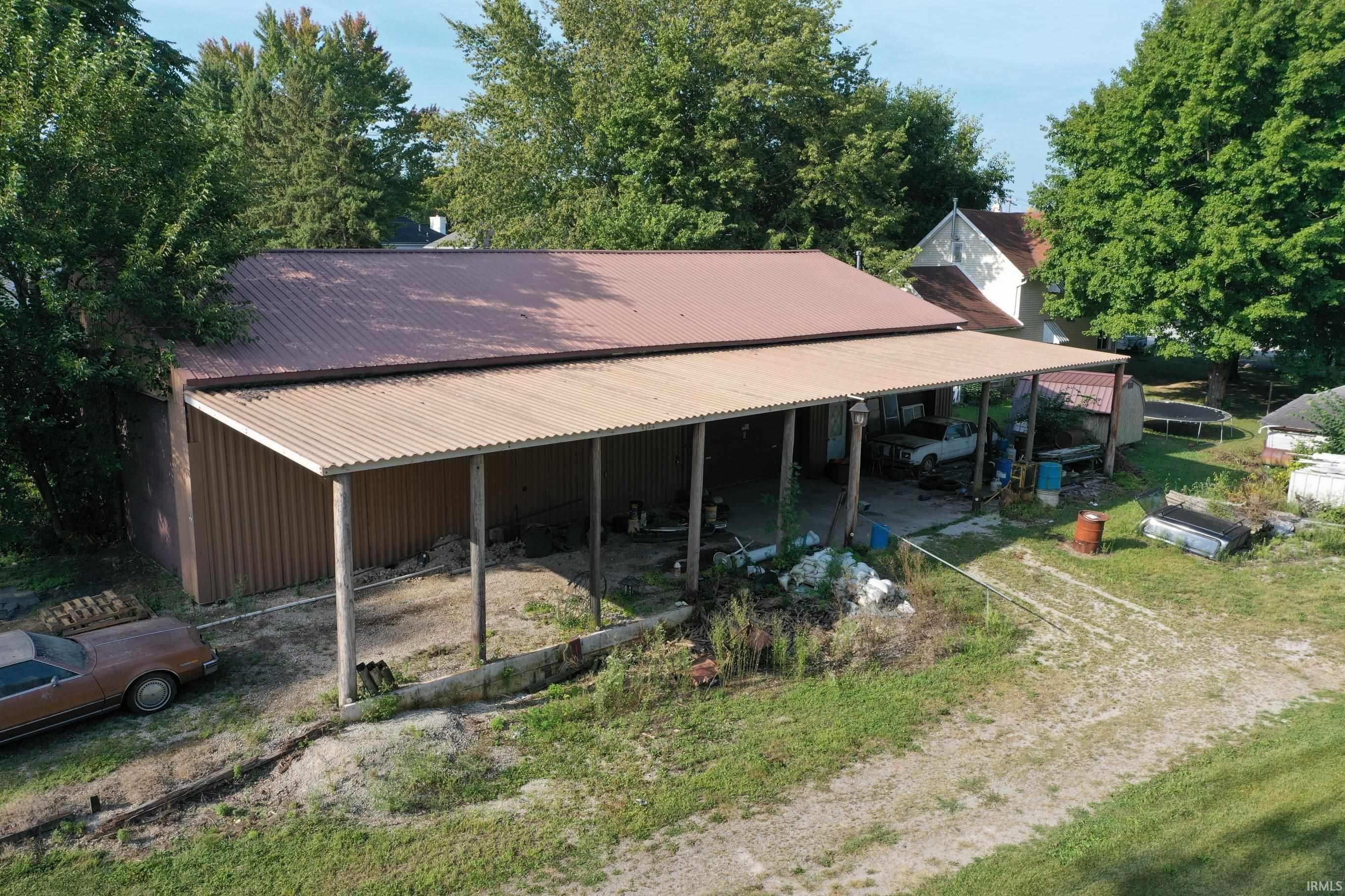 122 Bellmont Road Decatur, IN 46733 - Photo 4 of 27