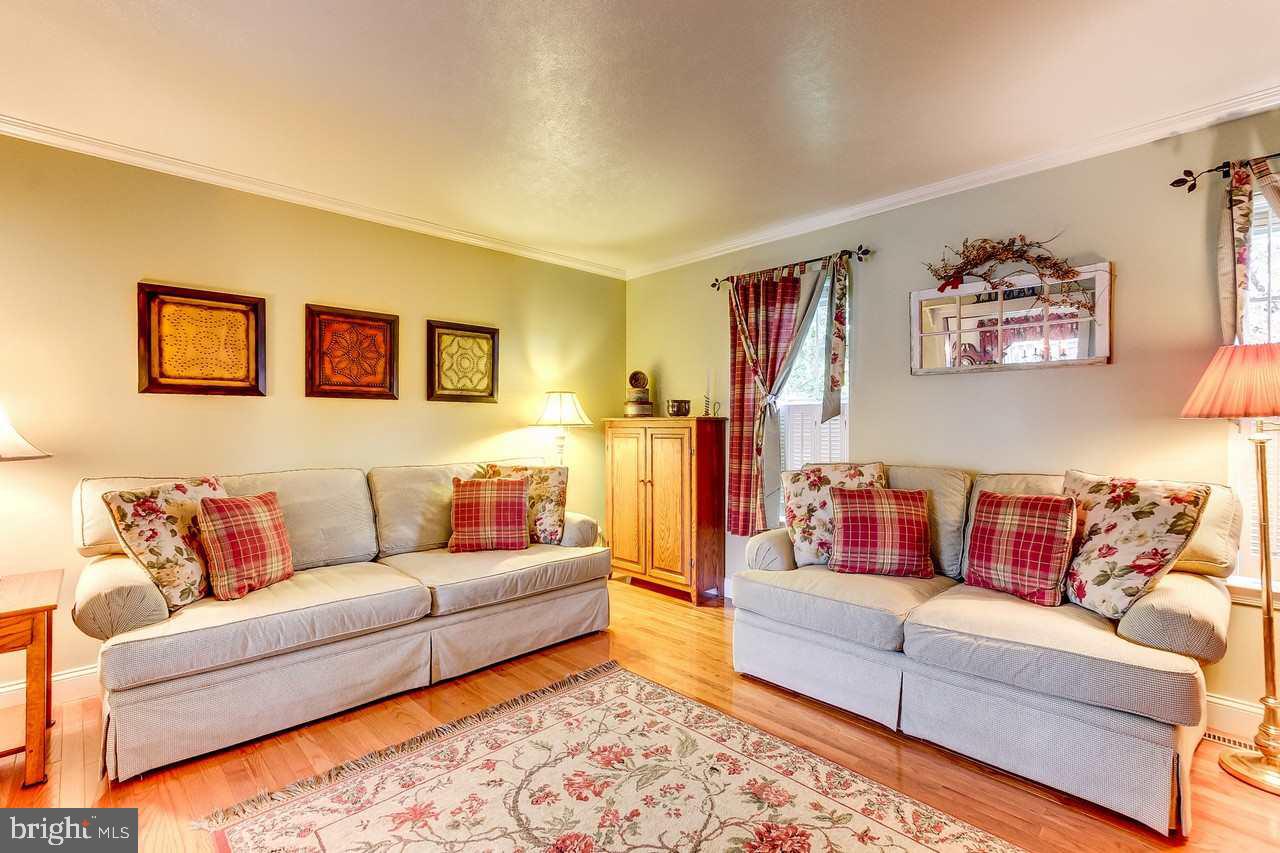 20 Coventry Cross Road Mount Wolf, PA 17347 - Photo 2 of 24 Gallery Image 2