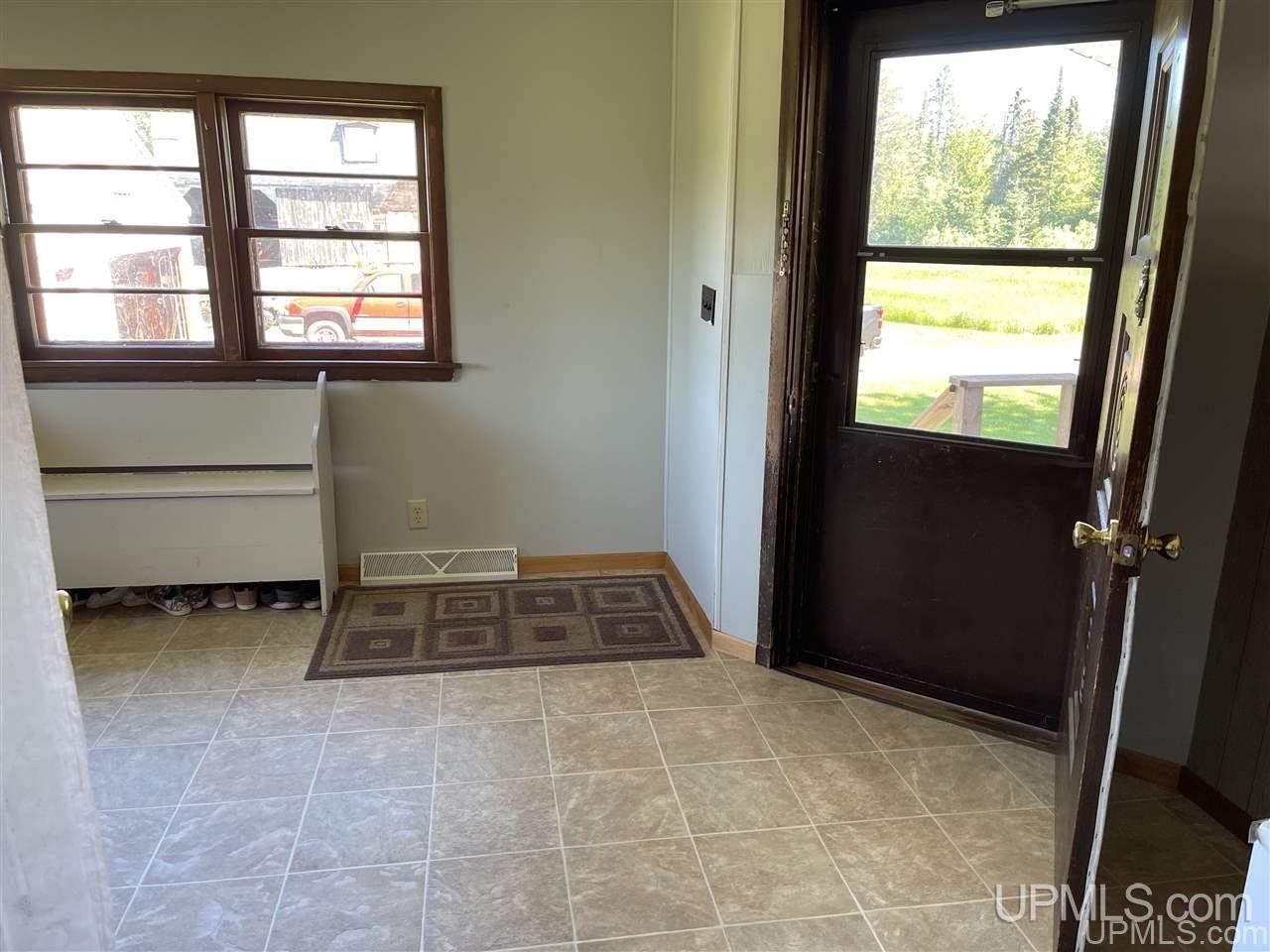 11581 Highway 51 Hurley, WI 54534 - Photo 3 of 22
