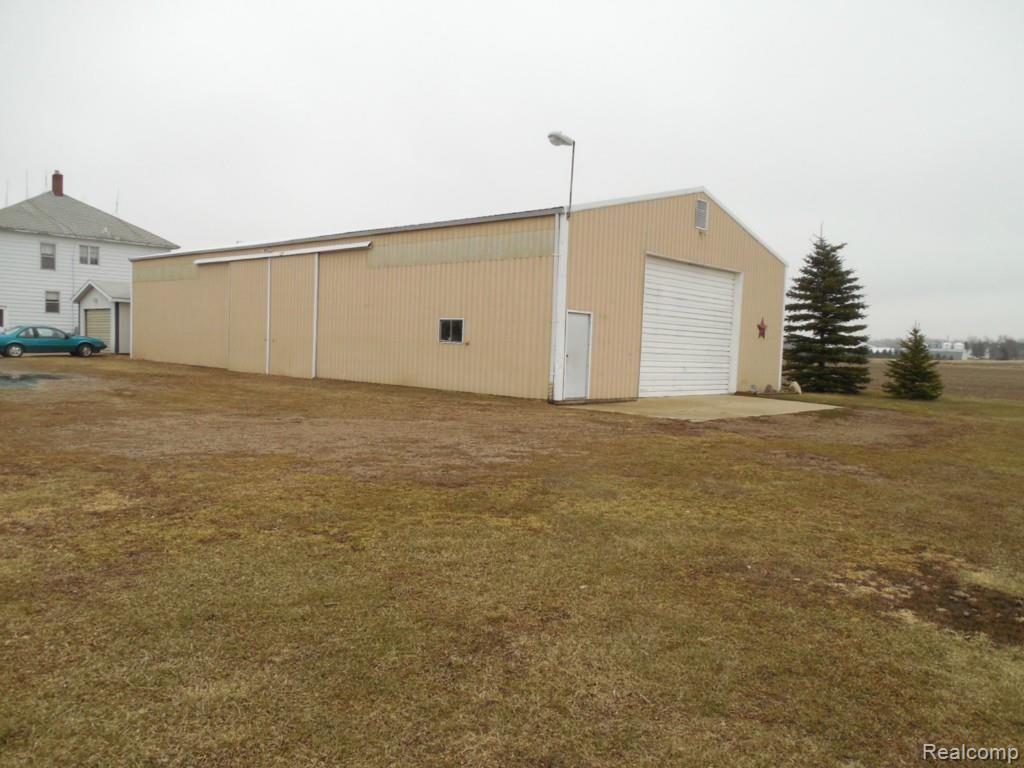 1805 West Darbee Road Caro, MI 48723 - Photo 4 of 15