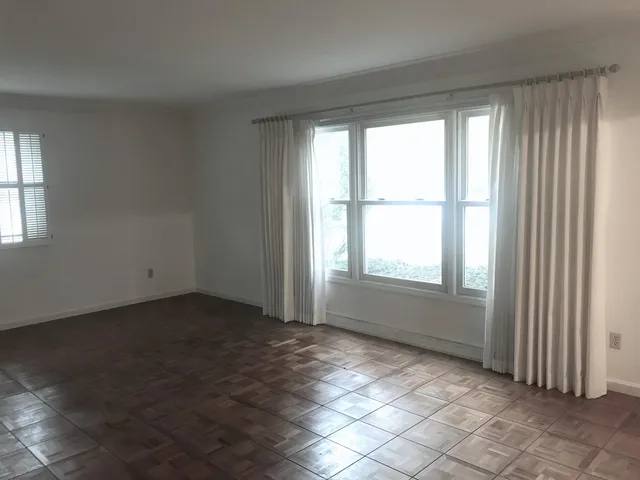 $364,900 | 9625 Oakview Drive, Portage, MI 49024