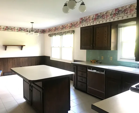 $364,900 | 9625 Oakview Drive, Portage, MI 49024