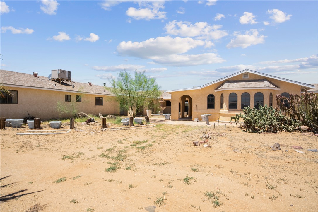 3696 Tonto Road Golden Valley, AZ 86413 - Photo 54 of 67 Courtyard