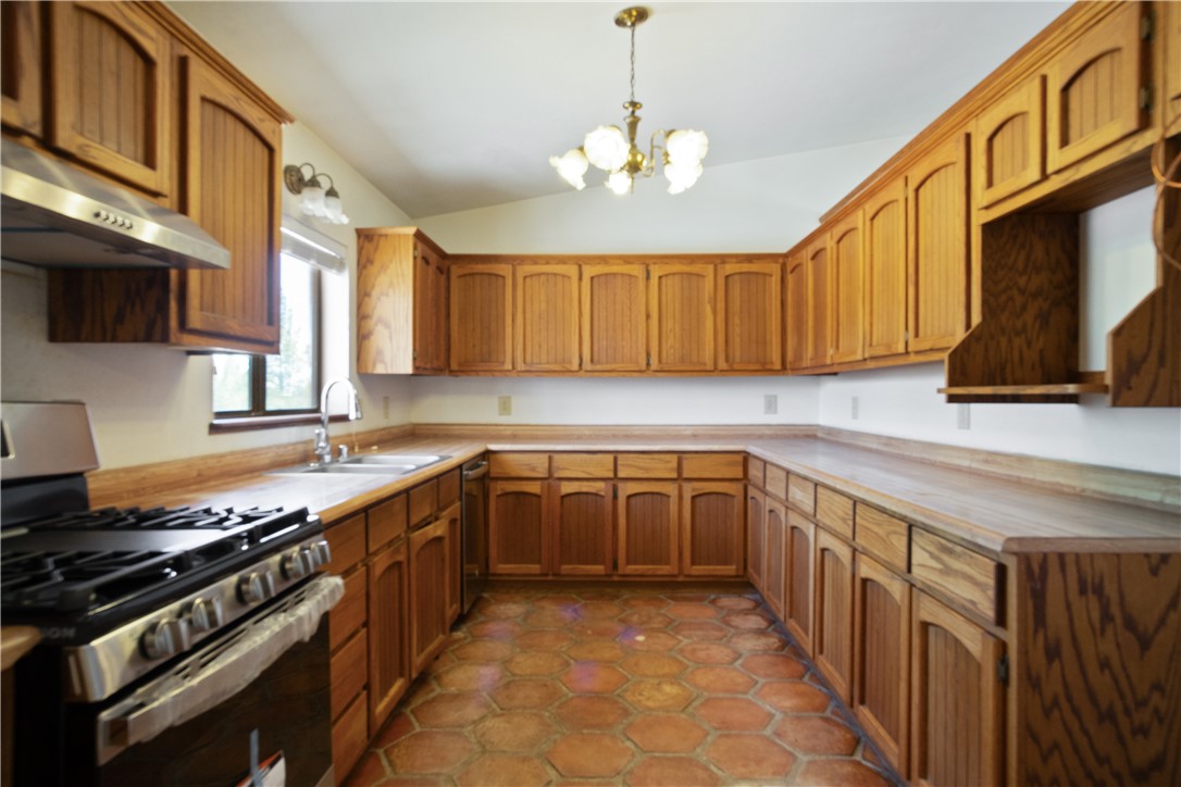 3696 Tonto Road Golden Valley, AZ 86413 - Photo 7 of 67 Kitchen