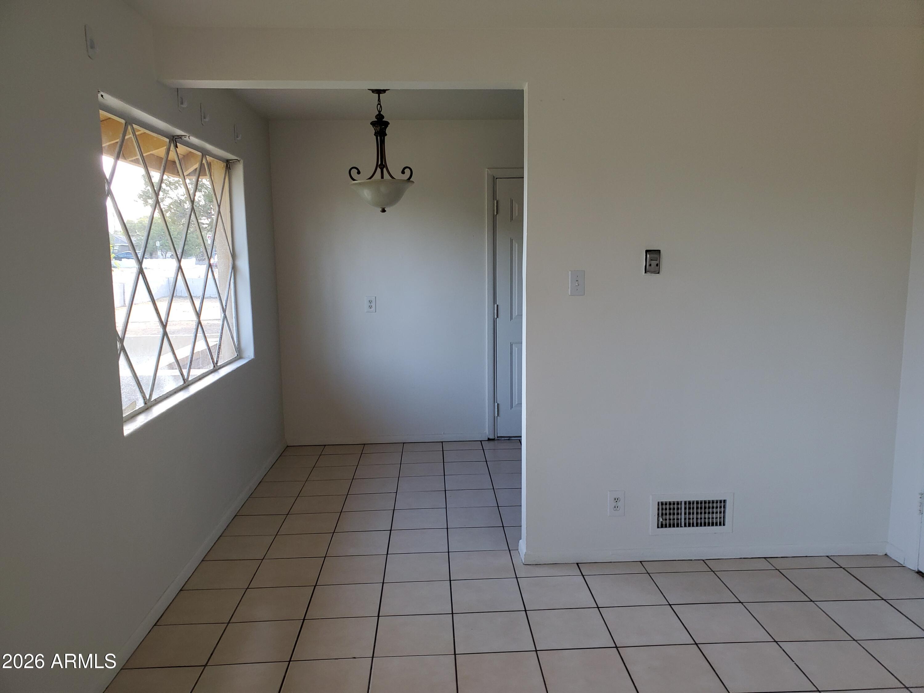 2101 East Osborn Road Phoenix, AZ 85016 - Photo 11 of 14