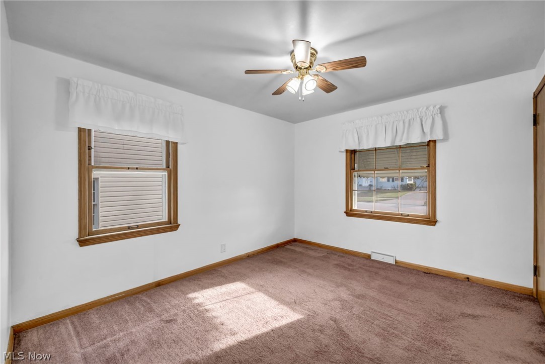 6471 Kerneywood Road Parma, OH 44129 - Photo 19 of 39