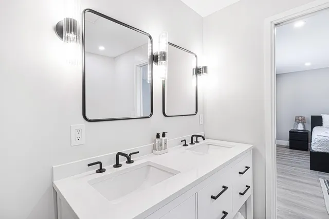 $6,000 | 2798 Northeast 2nd Avenue, Boca Raton, FL 33431