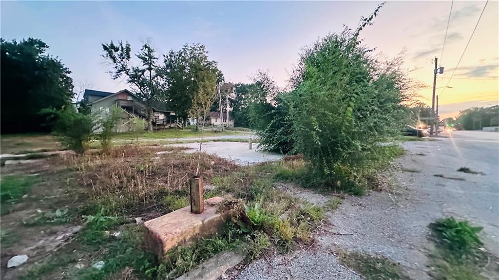 10901 East Truman Road Independence, MO 64052 - Photo 10 of 13 Gallery Image 10