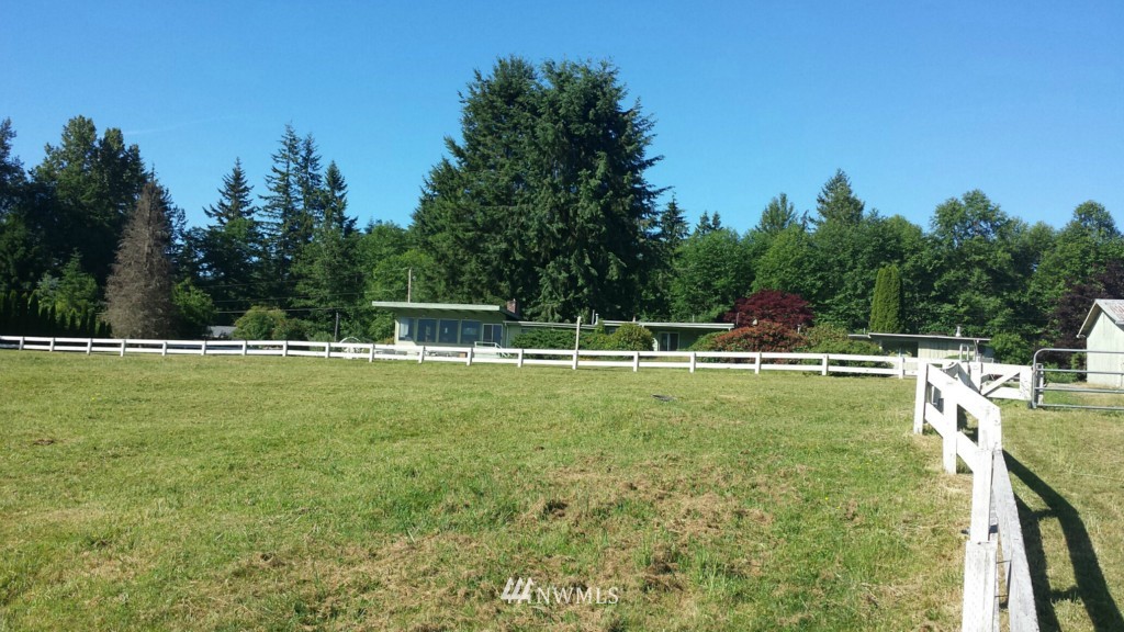 16597 Mountain View Road Mount Vernon, WA 98274 - Photo 11 of 20 Gallery Image 11