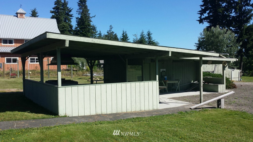 16597 Mountain View Road Mount Vernon, WA 98274 - Photo 13 of 20 Gallery Image 13