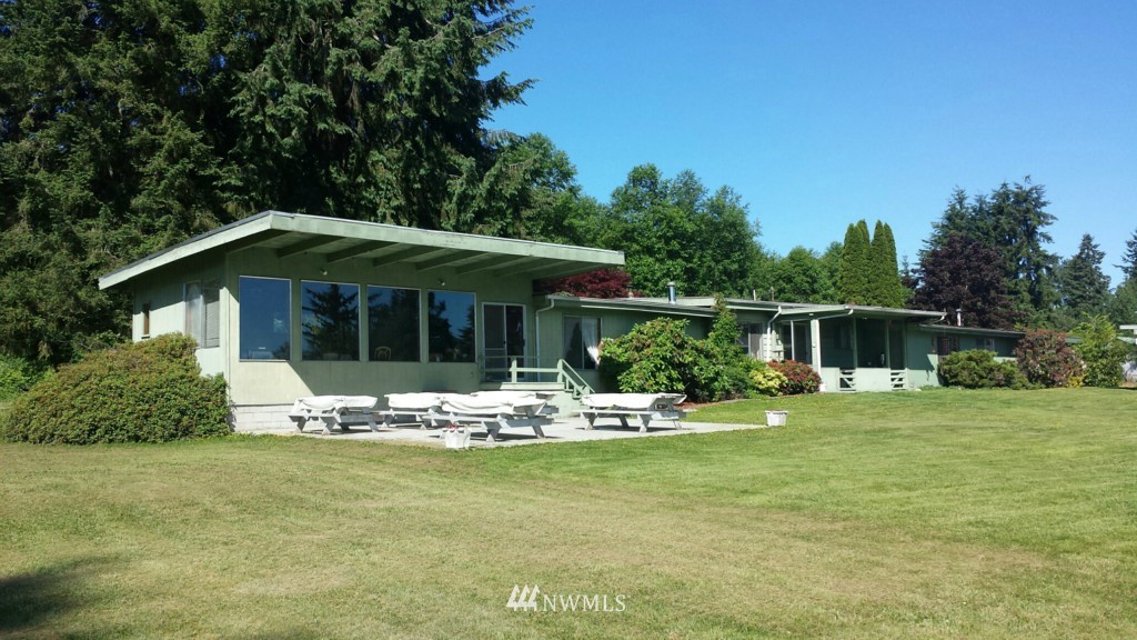 16597 Mountain View Road Mount Vernon, WA 98274 - Photo 3 of 20 Gallery Image 3