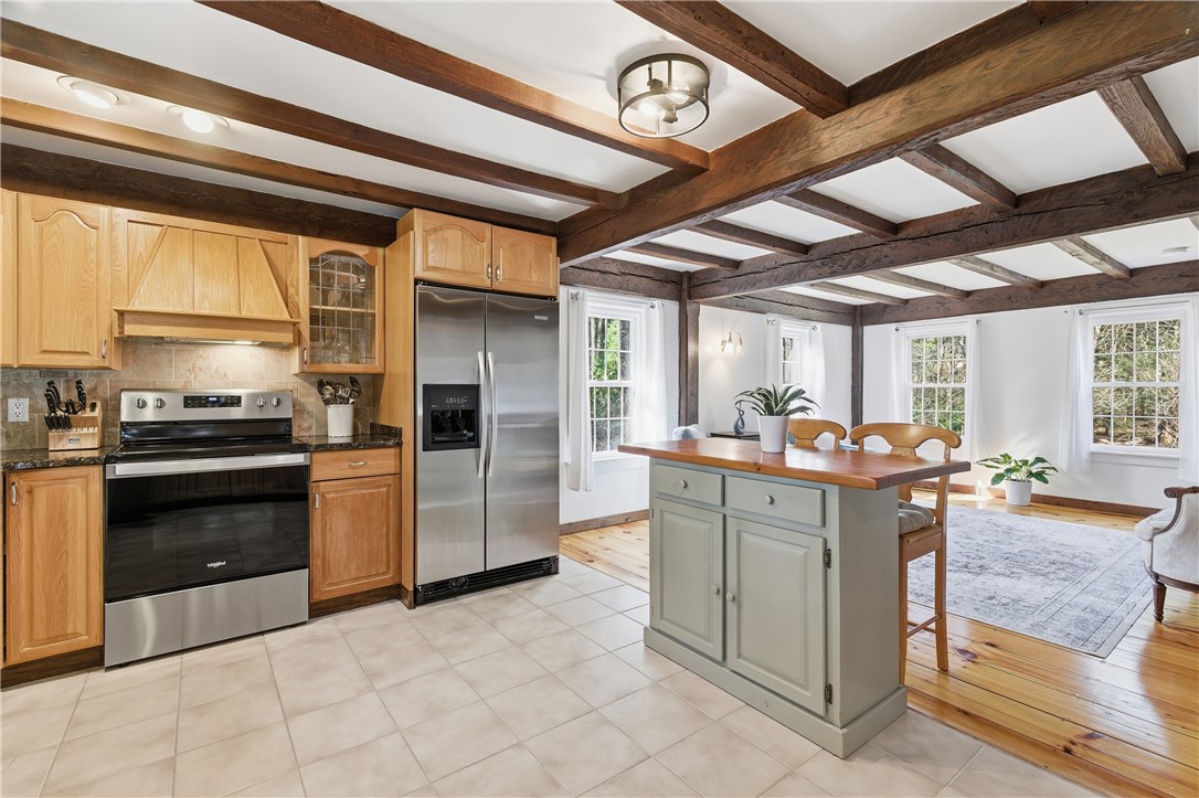 12 Rustic Acre Drive Glocester, RI 02814 - Photo 4 of 50