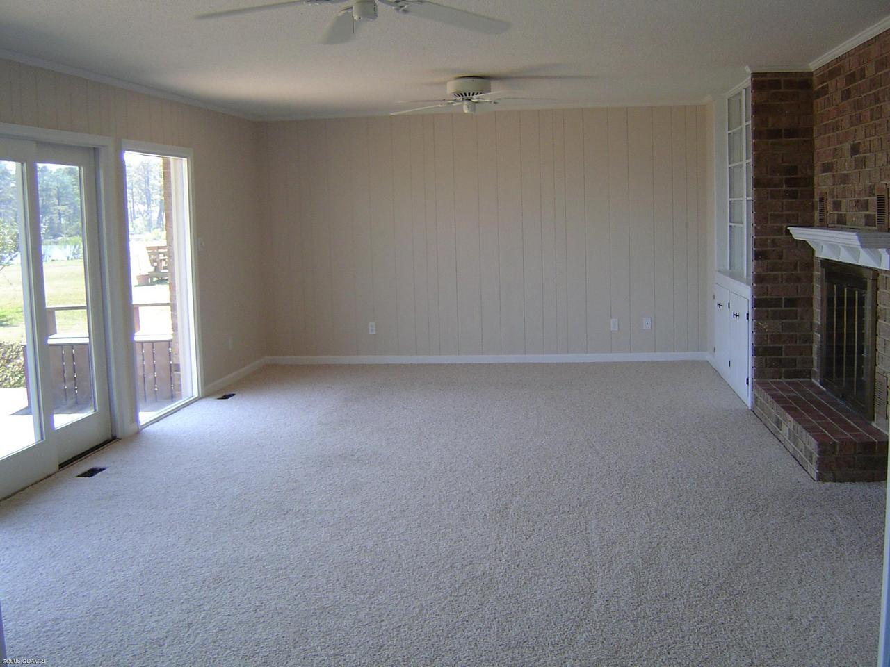 610 Bronna Road Beaufort, NC 28516 - Photo 8 of 12 Great Rm. cont..