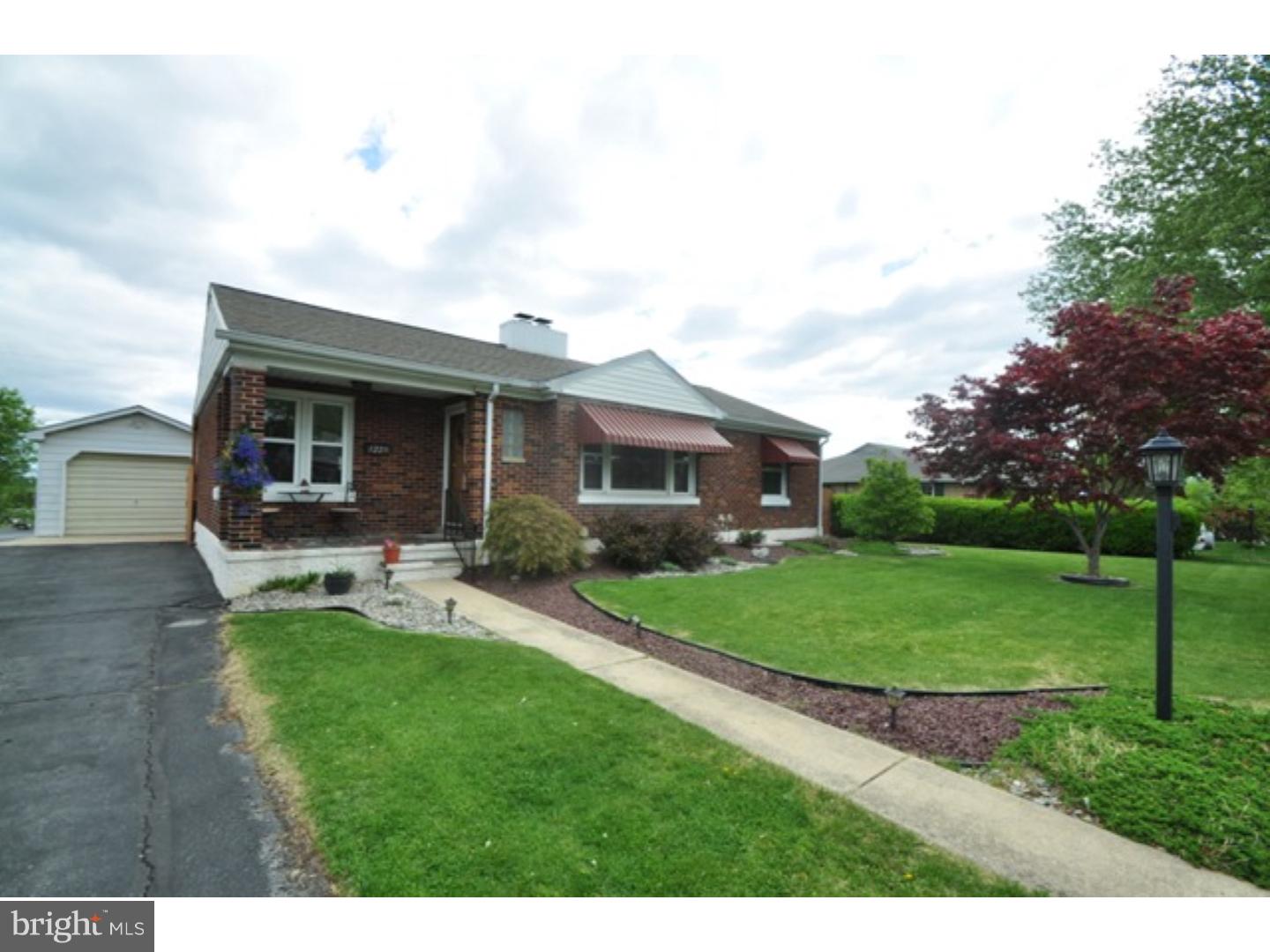 1225 Ridge Avenue Whitehall, PA 18052 - Photo 3 of 24 Gallery Image 3
