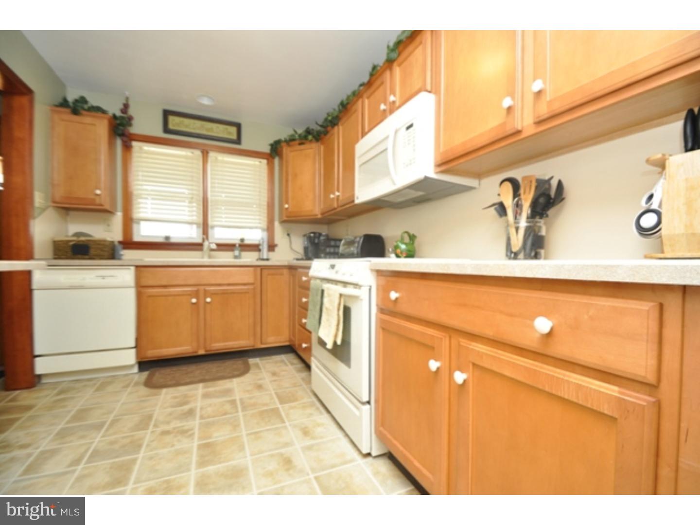 1225 Ridge Avenue Whitehall, PA 18052 - Photo 8 of 24 Gallery Image 8