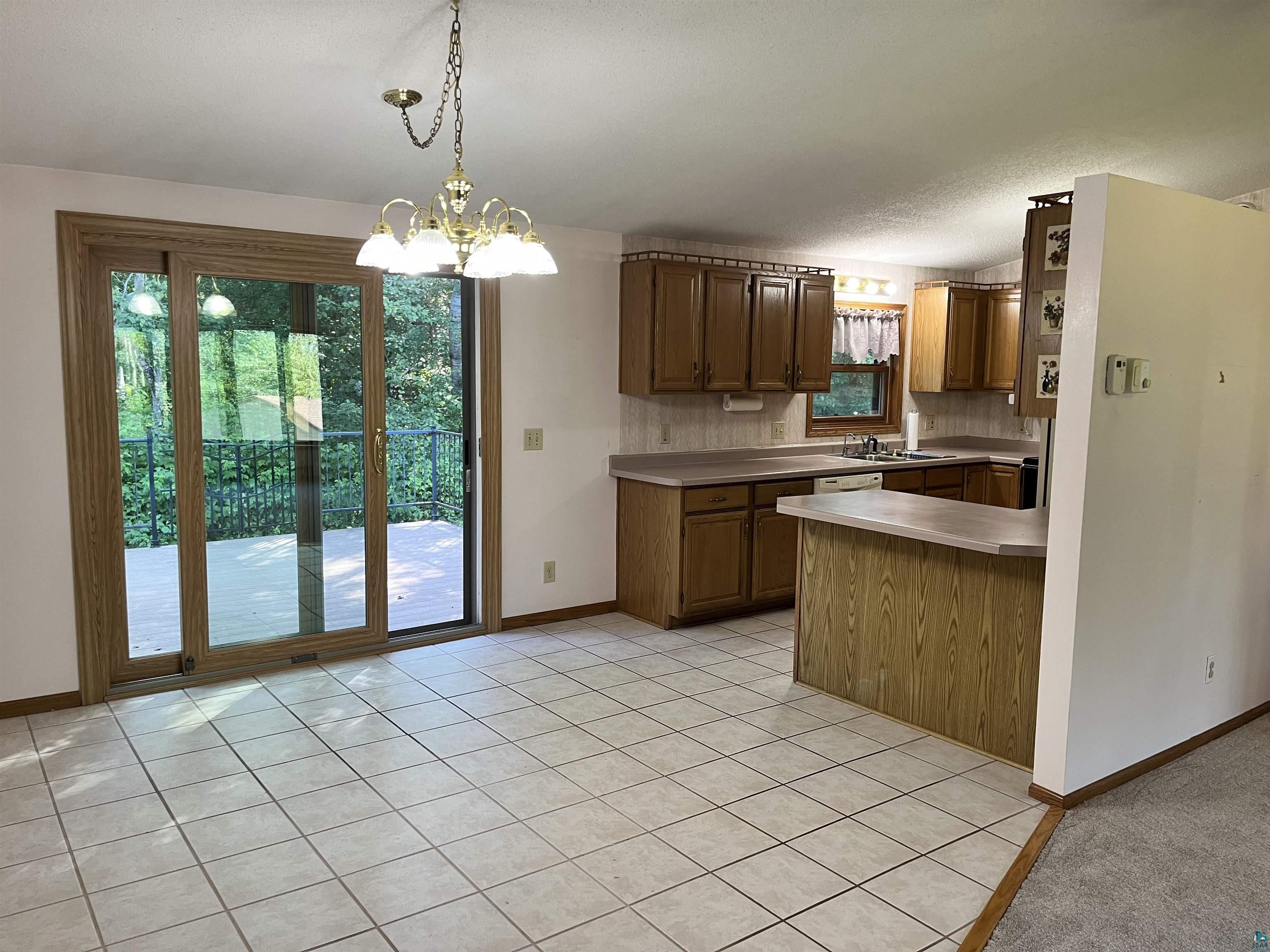 3816 Washington Road Duluth, MN 55803 - Photo 12 of 26