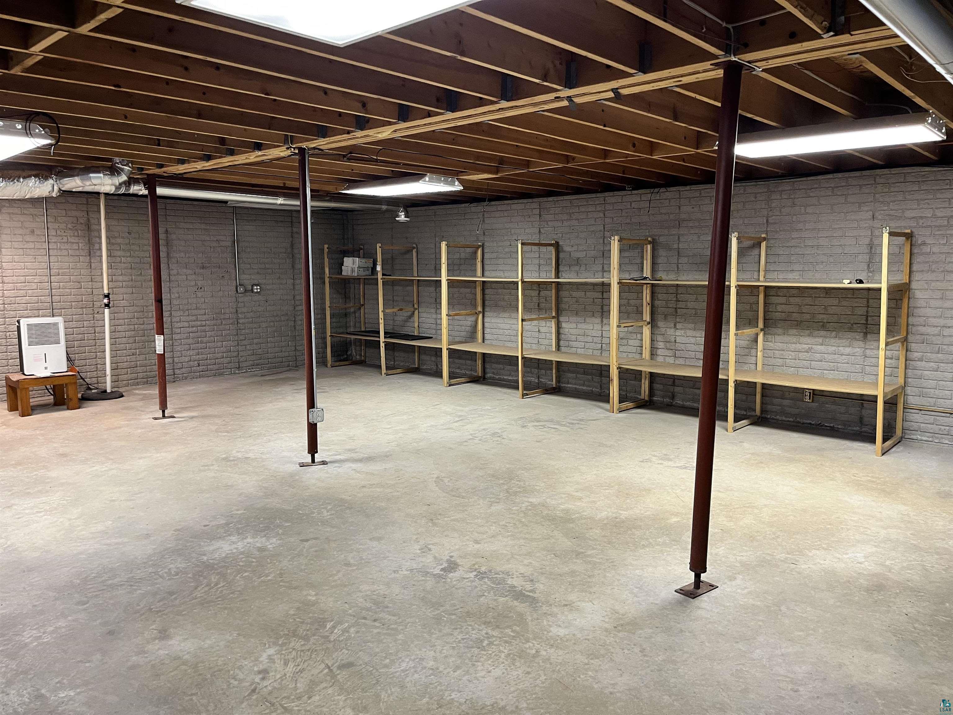 3816 Washington Road Duluth, MN 55803 - Photo 8 of 26