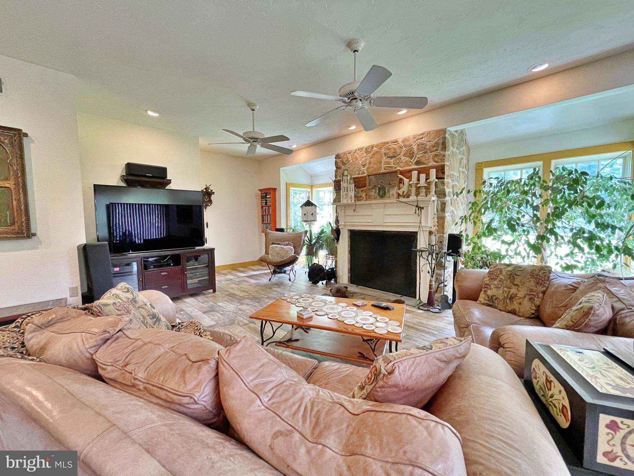 3374 Turnpike Road Elizabethtown, PA 17022 - Photo 6 of 63 Gallery Image 6