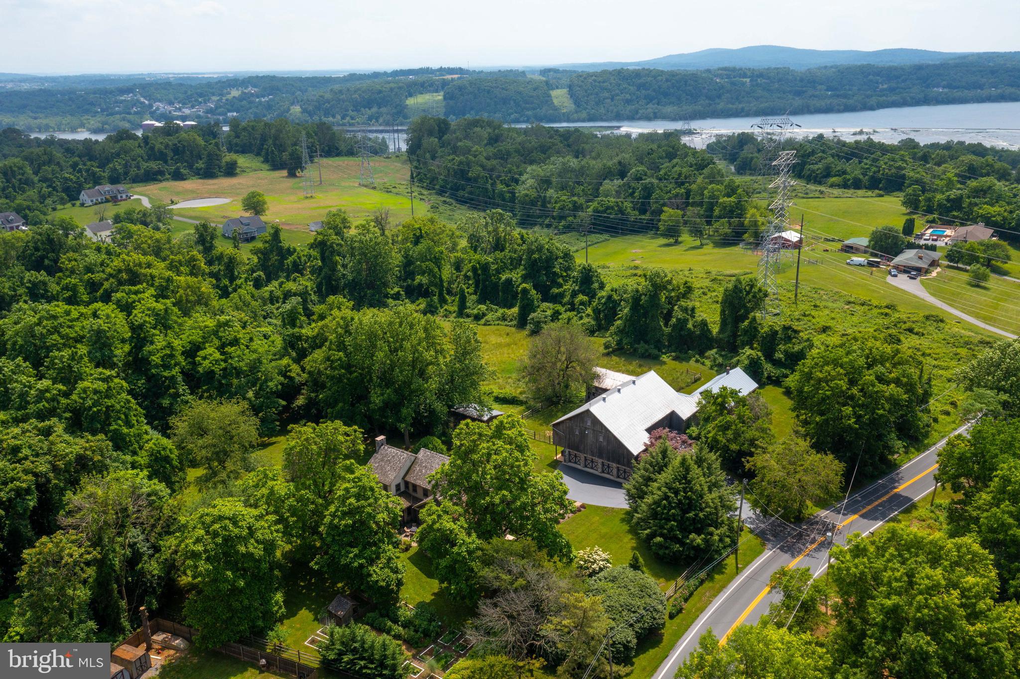 3374 Turnpike Road Elizabethtown, PA 17022 - Photo 10 of 63 Gallery Image 10