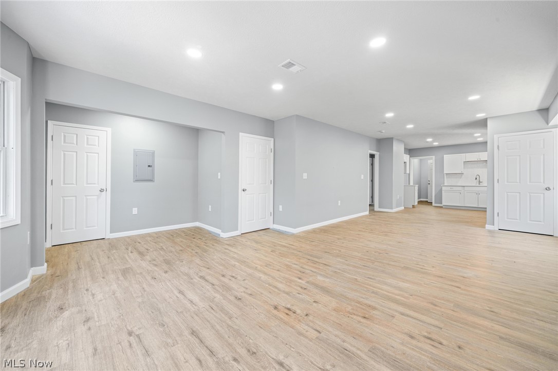 3925 Riverside Avenue Cleveland, OH 44109 - Photo 23 of 48