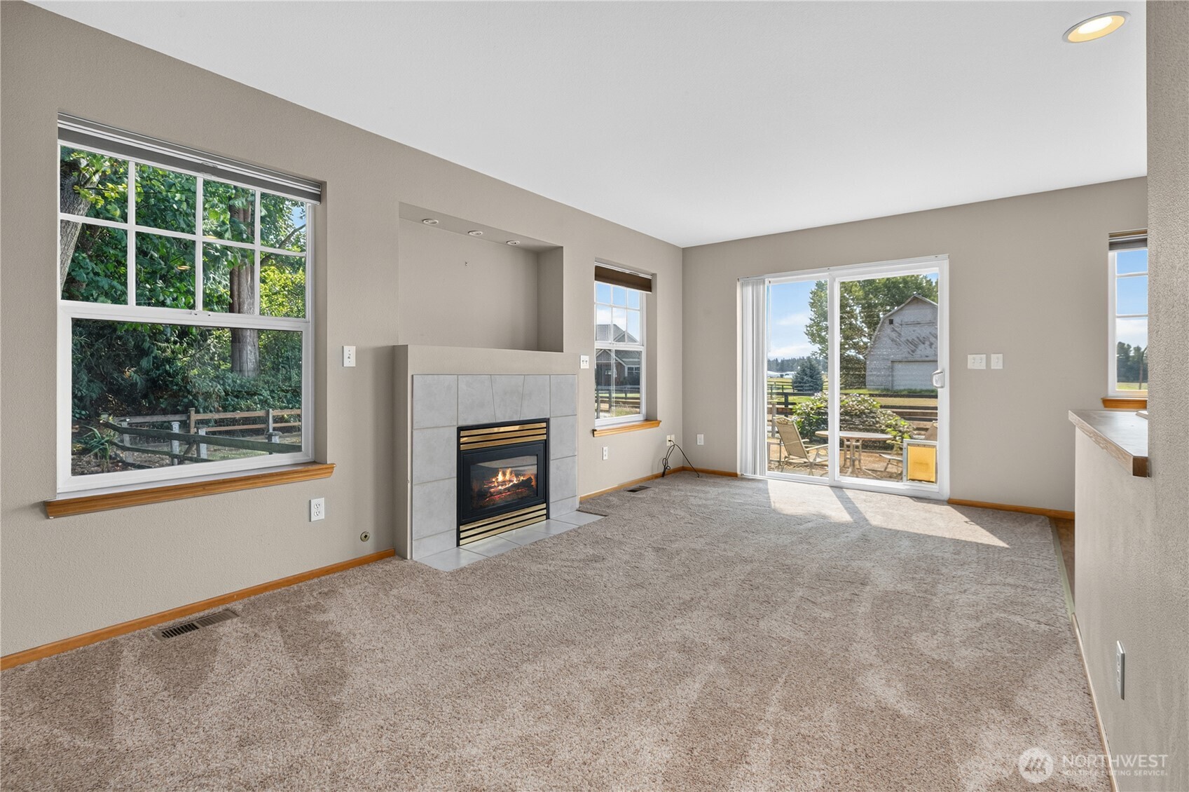 831 East Wiser Lake Road Lynden, WA 98264 - Photo 28 of 40 Gallery Image 28