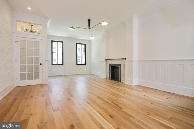 $718,000 | 972 North 5th Street, Philadelphia, PA 19123