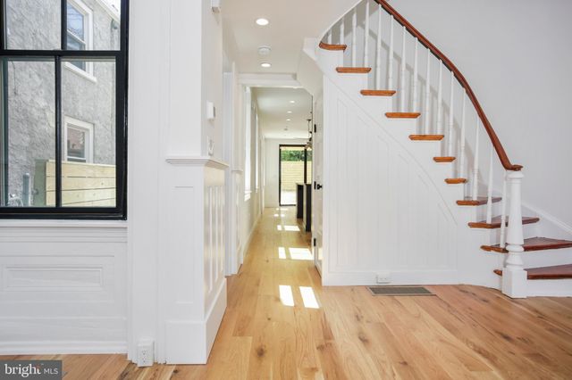 $718,000 | 972 North 5th Street, Philadelphia, PA 19123