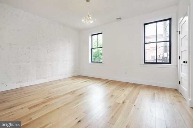 $718,000 | 972 North 5th Street, Philadelphia, PA 19123