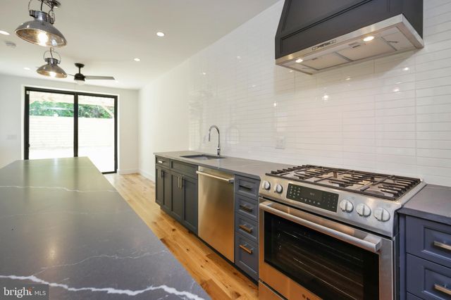 $718,000 | 972 North 5th Street, Philadelphia, PA 19123