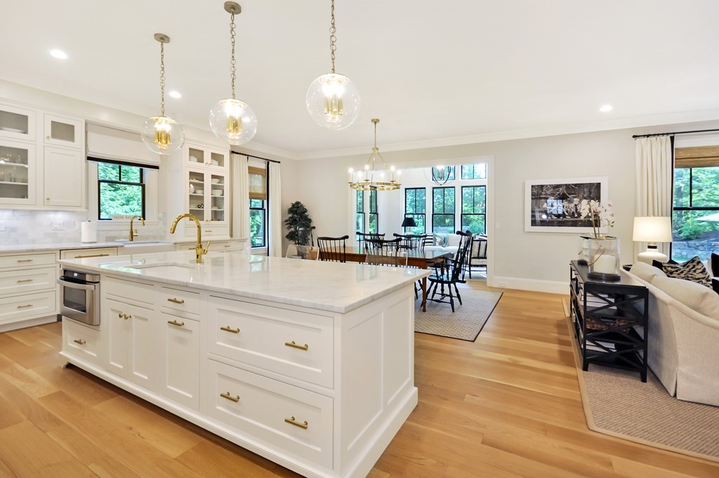 24 Middleby Road Lexington, MA 02421 - Photo 5 of 31