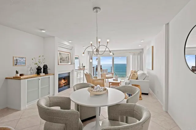 $2,900,000 | 441 South Sierra Avenue, Unit 208, Solana Beach, CA 92075