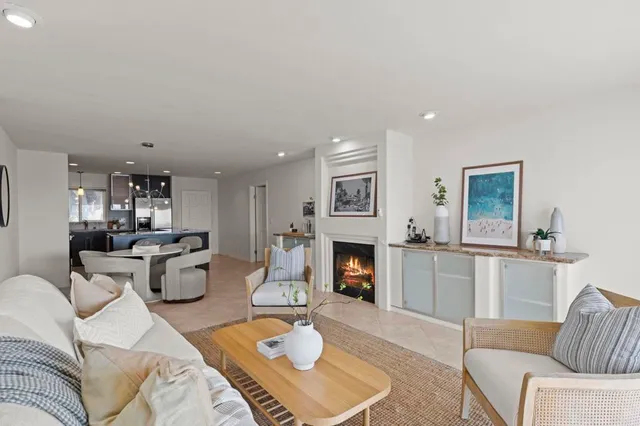 $2,900,000 | 441 South Sierra Avenue, Unit 208, Solana Beach, CA 92075