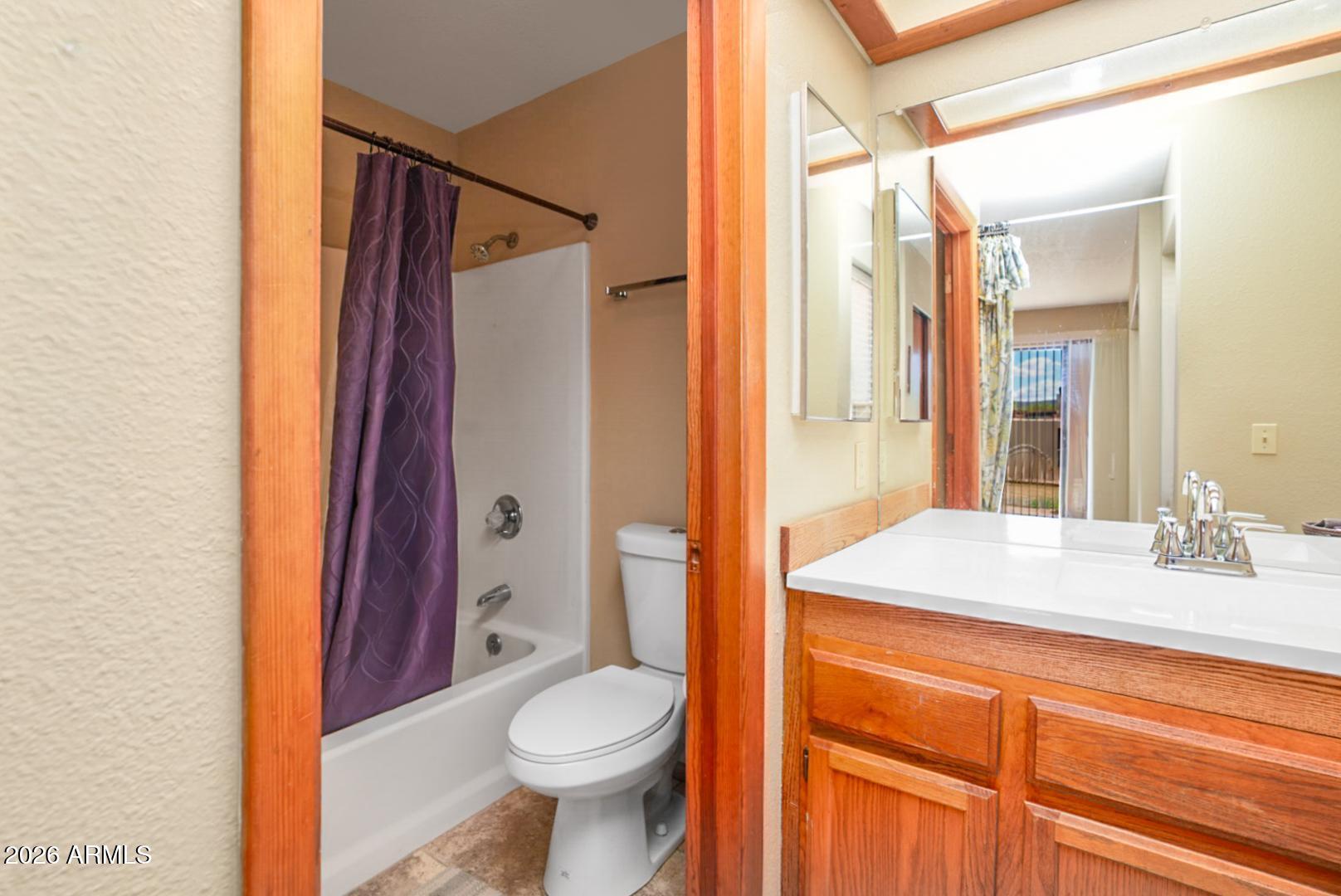 65 Verde Valley School Road, Unit D8 Sedona, AZ 86351 - Photo 19 of 48 Bathroom 1