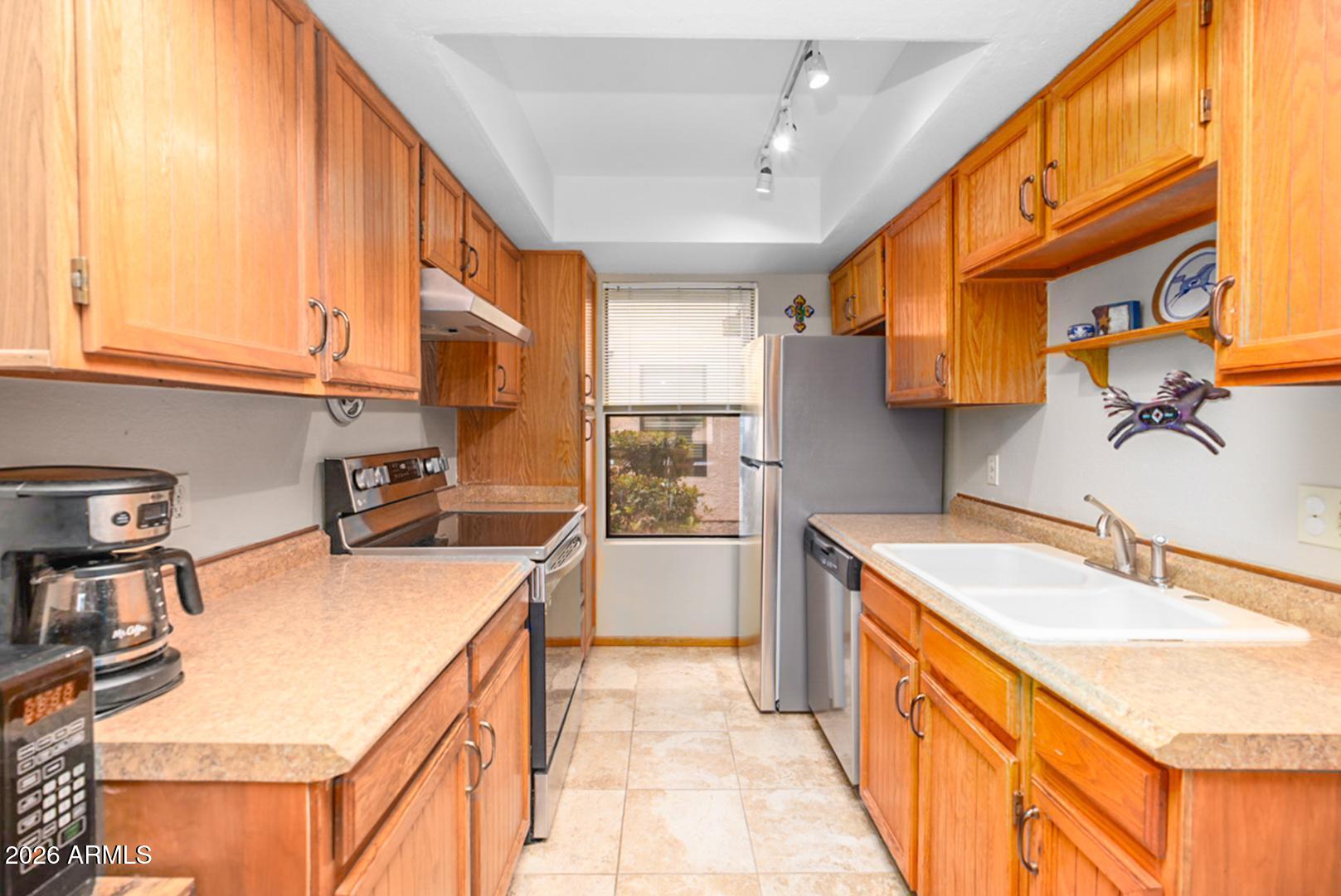 65 Verde Valley School Road, Unit D8 Sedona, AZ 86351 - Photo 9 of 48 Kitchen