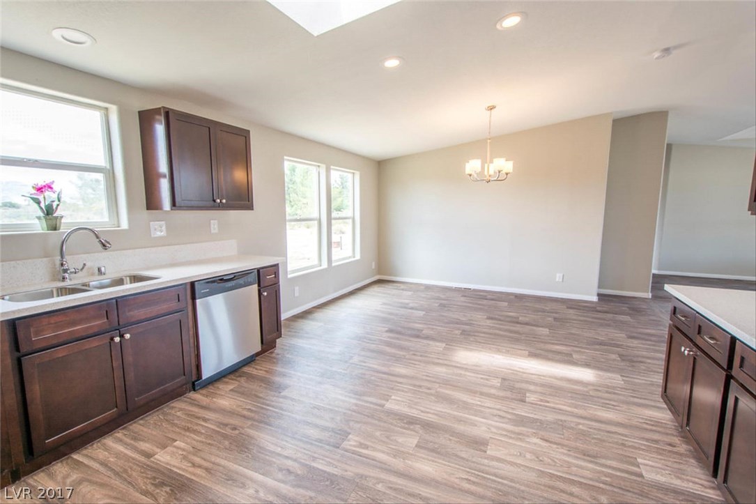 280 West Pechstein Road Pahrump, NV 89060 - Photo 4 of 14 Gallery Image 4