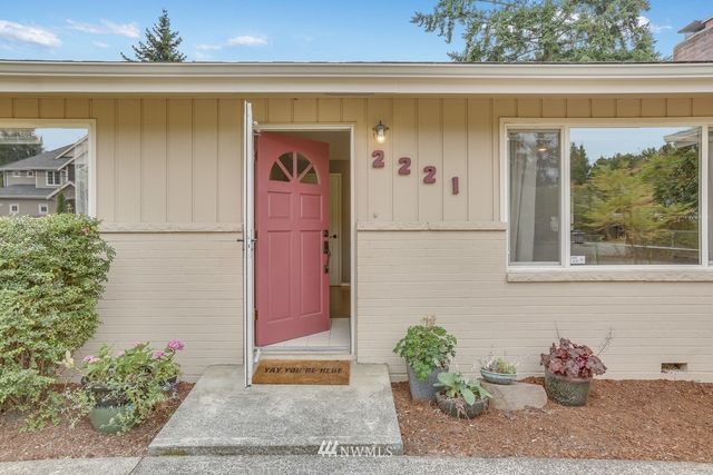 $650,000 | 2221 Northeast 28th Street, Renton, WA 98056