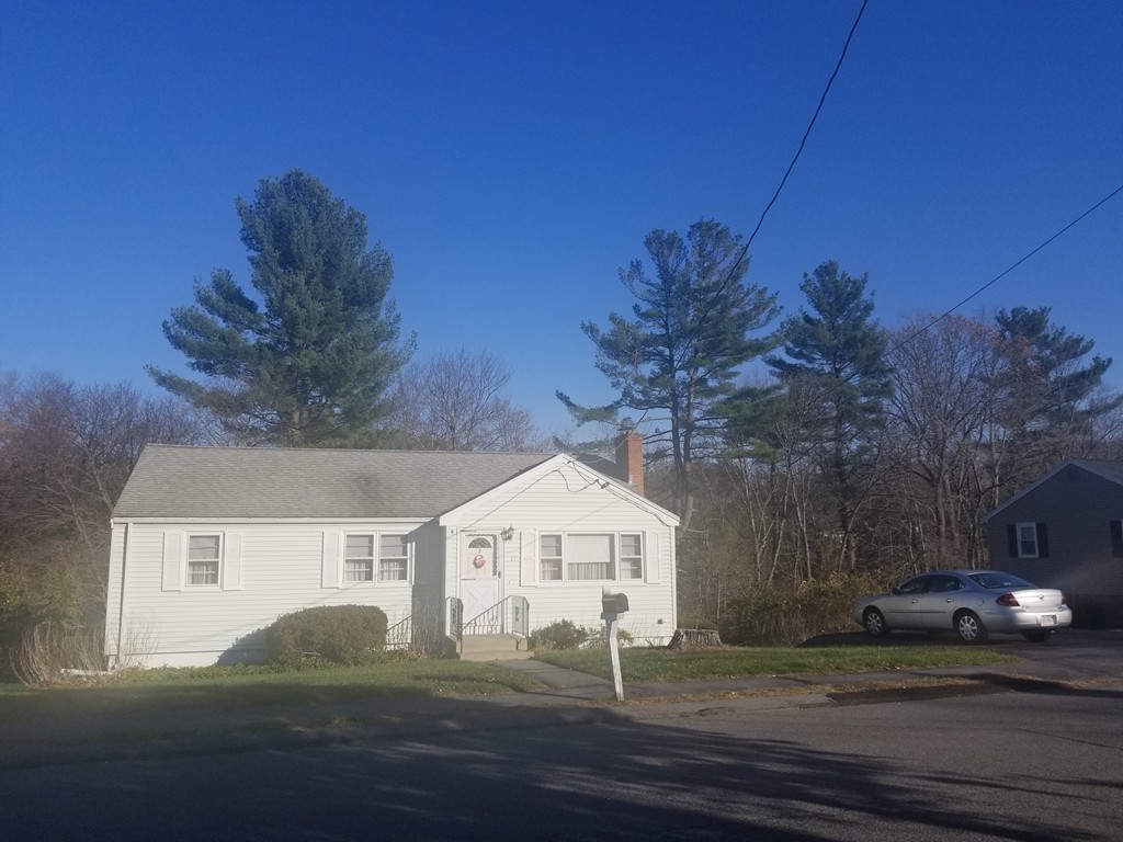 17 Samoset Road Woburn, MA 01801 - Photo 14 of 16