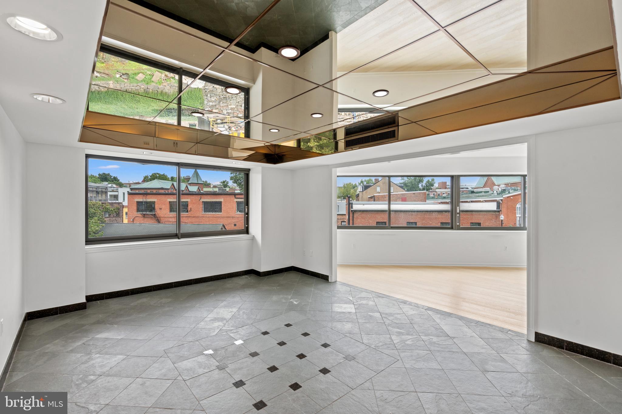 1015 33rd Street Northwest, Unit 702 Washington, DC 20007 - Photo 15 of 31 Dining Room