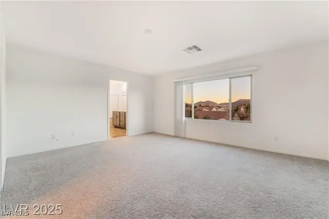 $2,900 | 5745 Becklow Gdns Avenue, Las Vegas, NV 89141