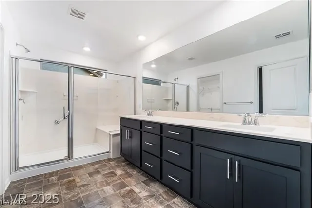 $2,900 | 5745 Becklow Gdns Avenue, Las Vegas, NV 89141