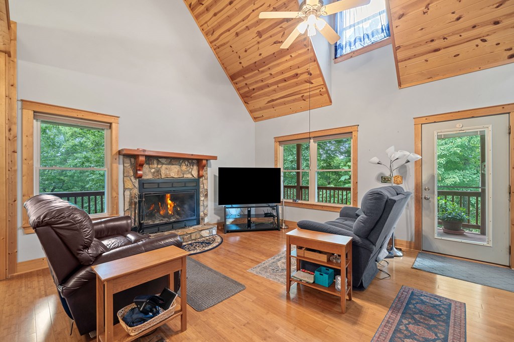 564 Scrougetown Road Ellijay, GA 30536 - Photo 9 of 58 Gallery Image 9
