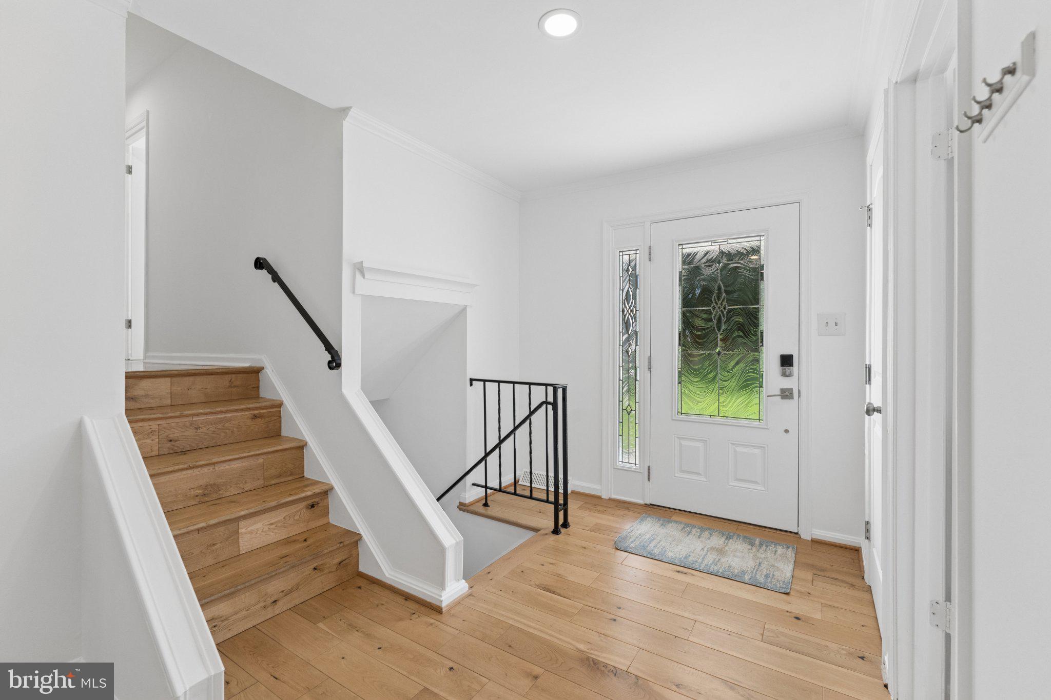 3219 Fox Mill Road Oakton, VA 22124 - Photo 8 of 87 Bright and inviting entryway charm.